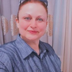 الاستاذة الكتورة زهرة ثابت